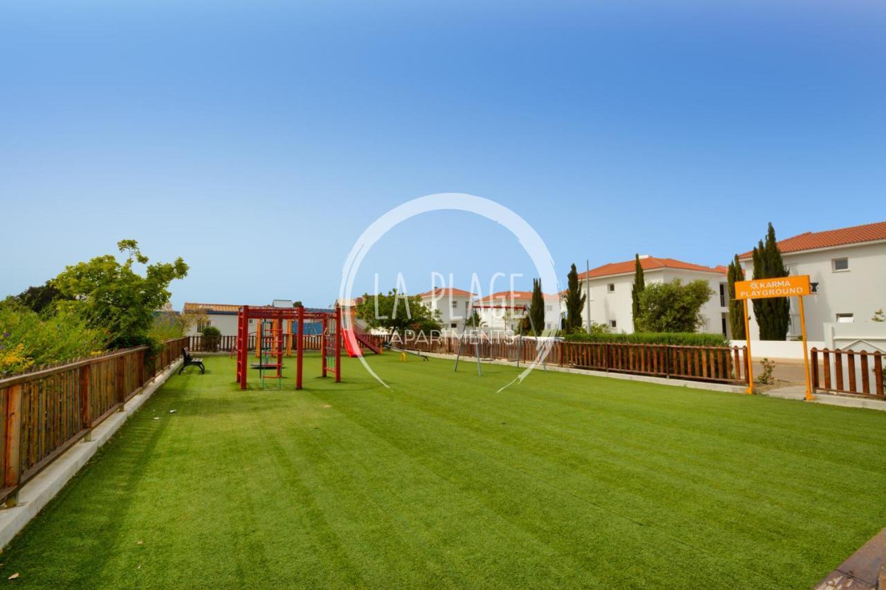♥ Sunny&Cozy Family Apartment ★ Walk To The Beach☼ Paralimni Bagian luar foto