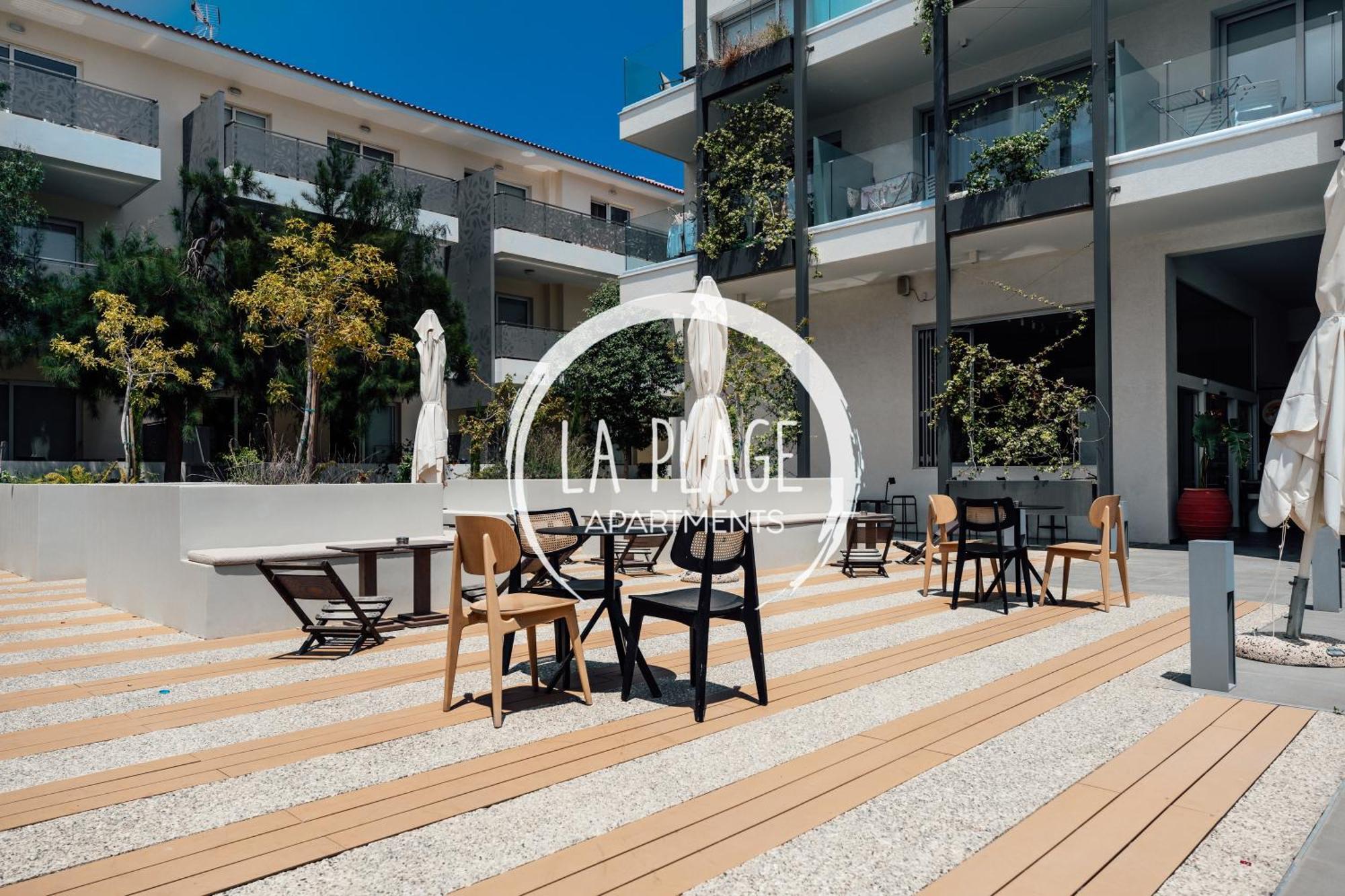 ♥ Sunny&Cozy Family Apartment ★ Walk To The Beach☼ Paralimni Bagian luar foto